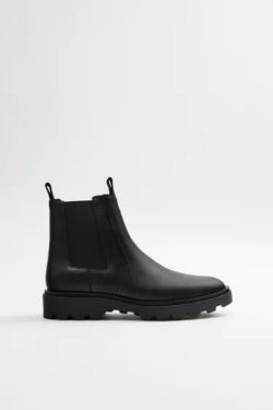 Botas y botines de moda para hombre tendencias otoño invierno BOTINES FOTOS botin chelsea track zara