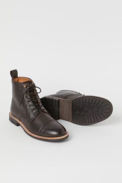 Catálogo H&M Otoño Invierno botas de piel