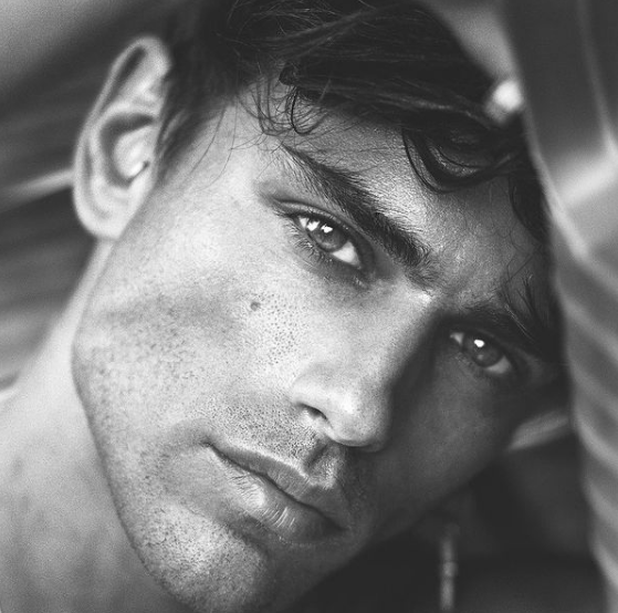 Las mejores cremas de hombre para piel sensible brillos