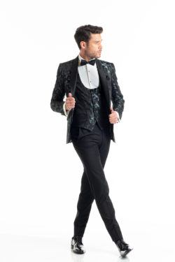 Trajes negros para novio esmoquin brillos