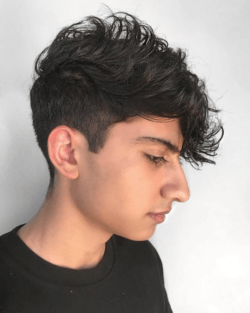 Cortes de Pelo para Adolescentes undercut flequillo caído