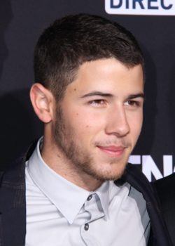 Cortes pelo cara redonda para hombres FOTOS corte buzz