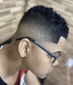 Los mejores cortes de pelo con navaja para hombre esquinazo