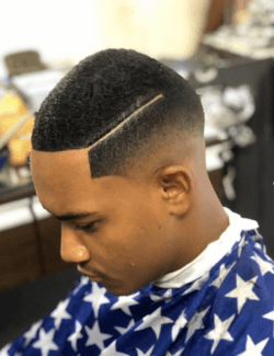 Los mejores cortes de pelo con navaja para hombre raya recta