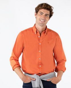El catálogo de El Ganso para hombre Otoño Invierno Camisa gabardina