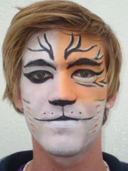 Maquillaje halloween gato mezcla